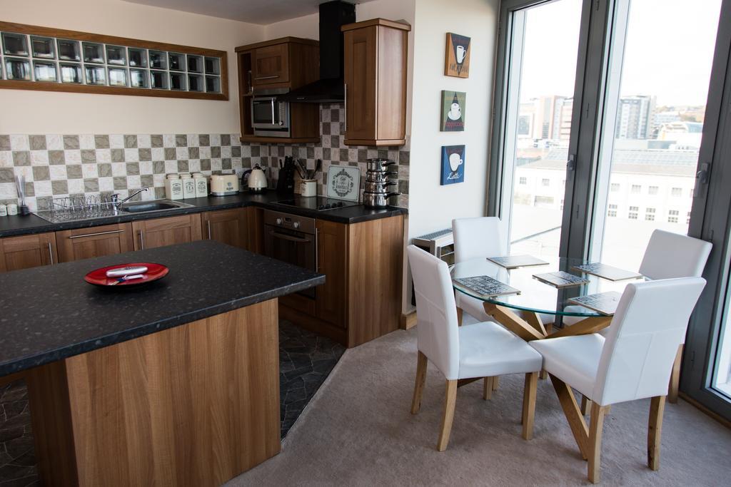 Quayside Apartments Нюкасъл ъпон Тайн Екстериор снимка