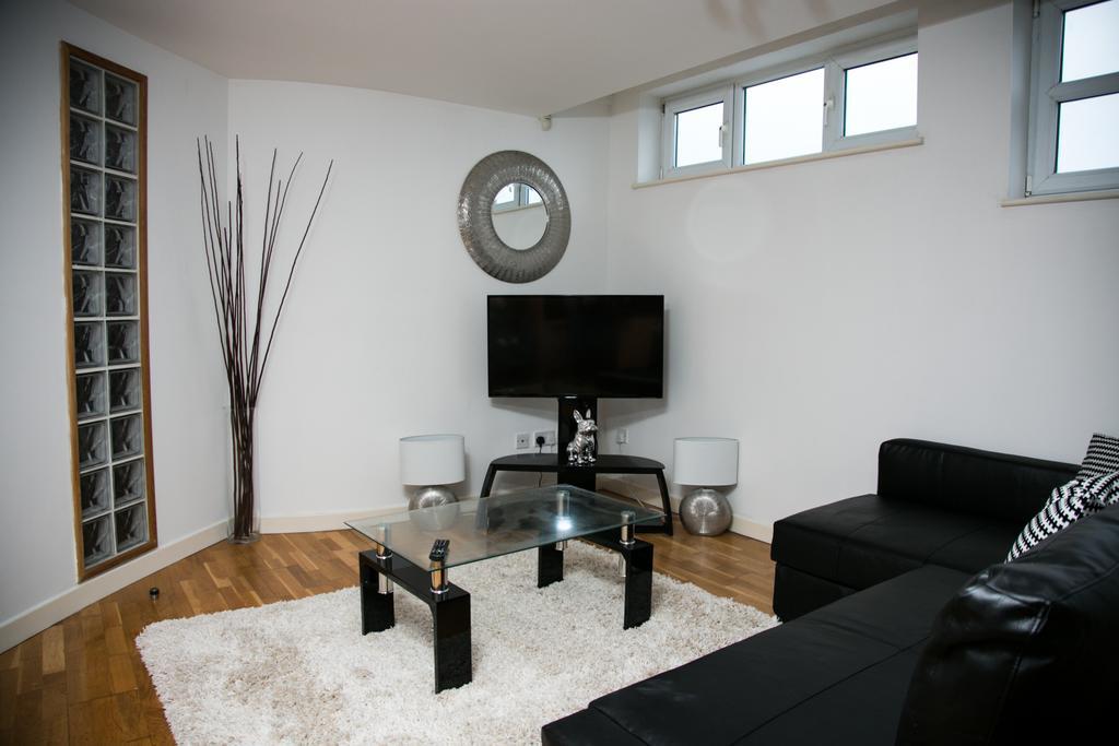 Quayside Apartments Нюкасъл ъпон Тайн Екстериор снимка